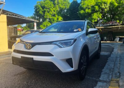 Toyota Rav4 LE 2018